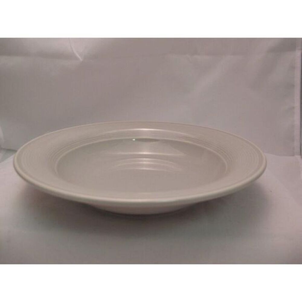 Nancy Calhoun Solid Color - Light Grey Soup Salad Bowl (s) Gray